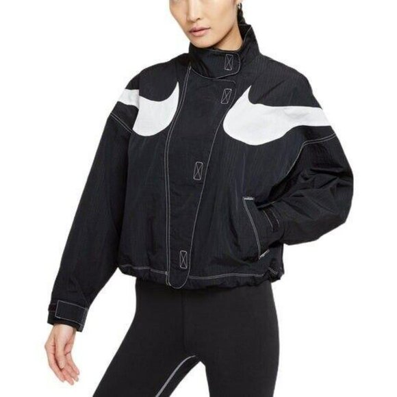 Nike Sportswear Swoosh Repel Woven Oversized Jacket. Brand New. Women Size: XS-M - Picture 6 of 7